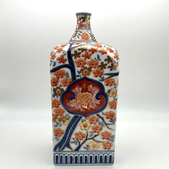 Japanese Square Porcelain Vase 11” Imari Tokkuri Vintage Sake Bottle Marked - Picture 3 of 12